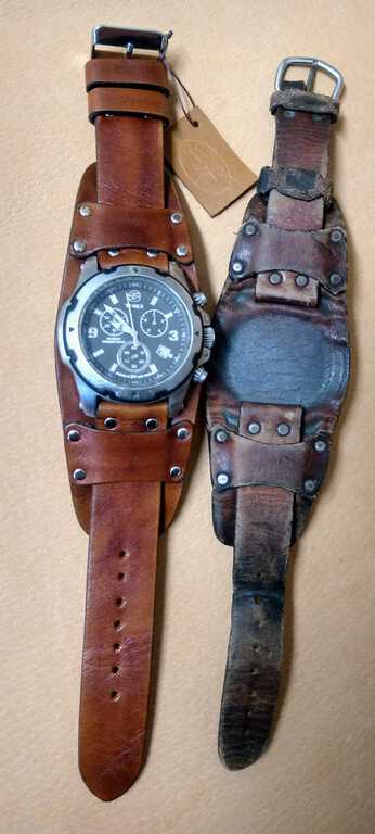 watch strap on a pad on request (1)
